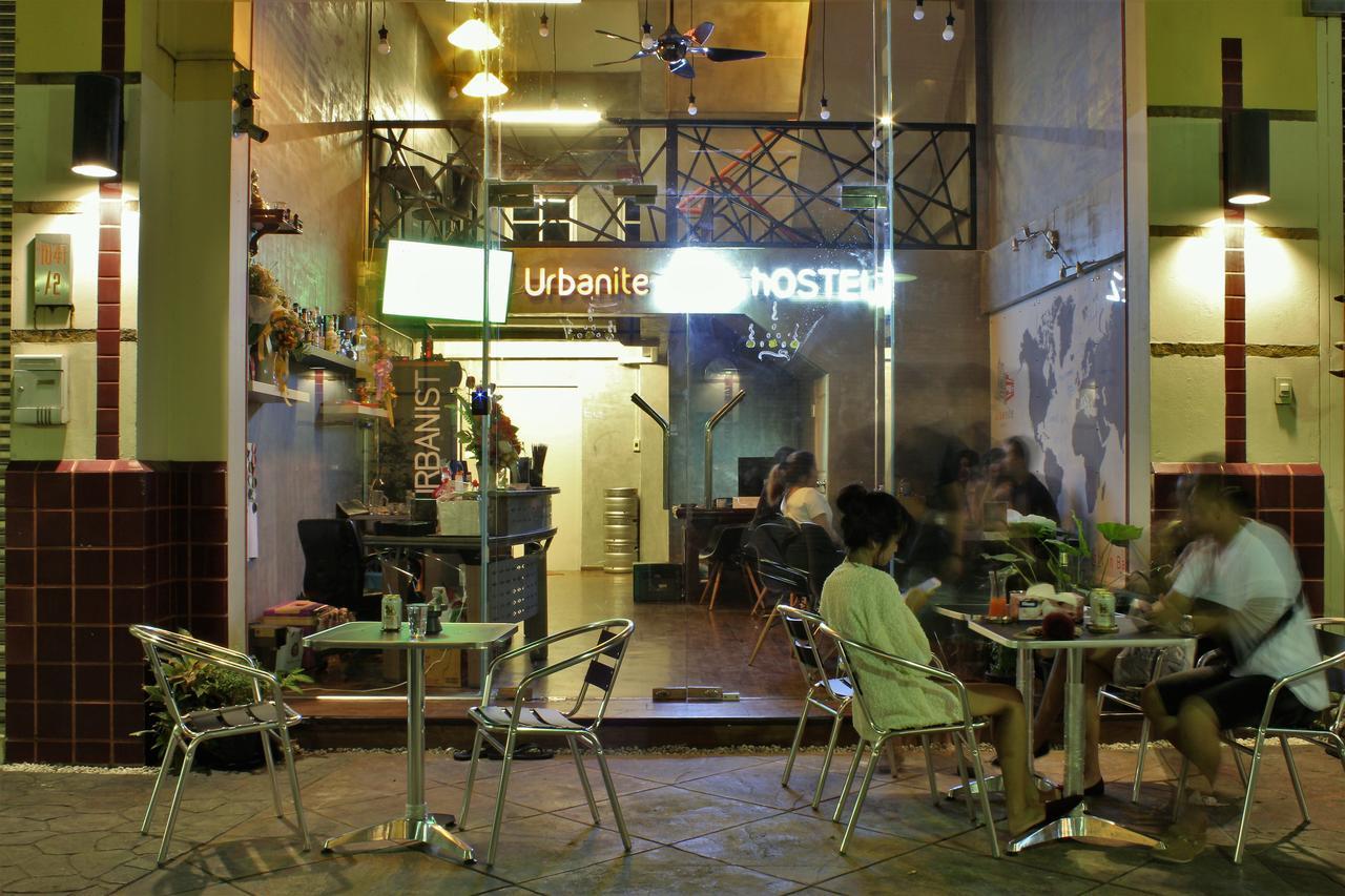 Urbanite Hostel Bangkok Extérieur photo