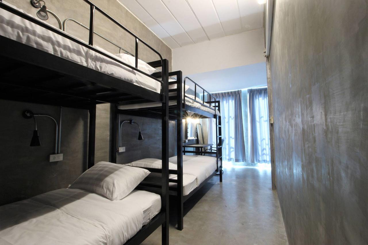 Urbanite Hostel Bangkok Extérieur photo